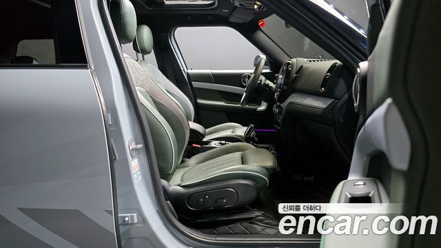 MINI Cooper Countryman Untamed Edition 2nd Gen 2023 — фото 10