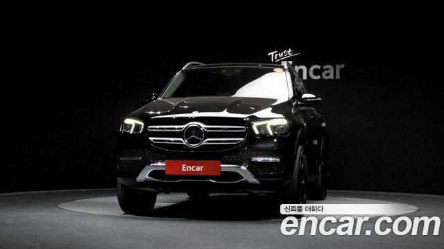Mercedes-Benz GLE-Class (W167) GLE300d 4MATIC 2022 — фото 3