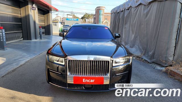 Rolls-Royce Ghost (II) 6.7 EWB V12 2024 — фото 3