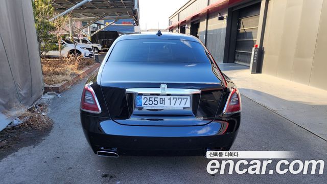Rolls-Royce Ghost (II) 6.7 EWB V12 2024 — фото 4