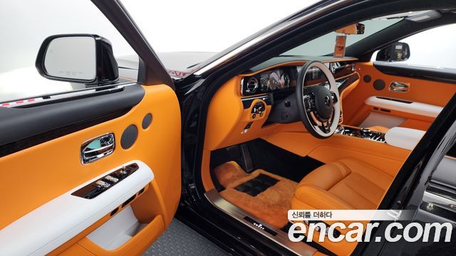 Rolls-Royce Ghost (II) 6.7 EWB V12 2024 — фото 10