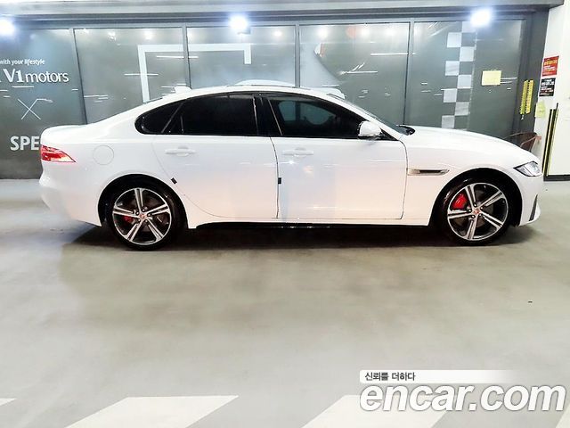 Jaguar XF (X260) 3.0 S AWD 2016 — фото 3