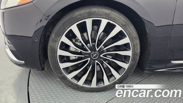 Lincoln Continental (X) 3.0 Black Label AWD 2020 — фото 5