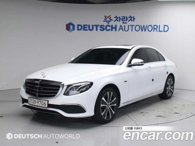 Mercedes-Benz E-Class (W213) E300e 4MATIC Exclusive 2020 — фото 1