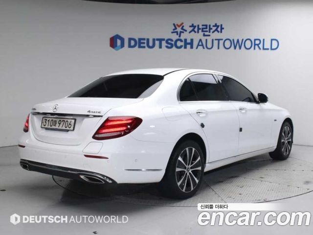 Mercedes-Benz E-Class (W213) E300e 4MATIC Exclusive 2020 — фото 2