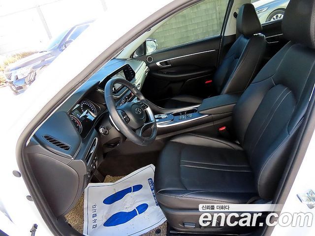 Hyundai Sonata (DN8) 2.0 Premium Family 2021 — фото 5