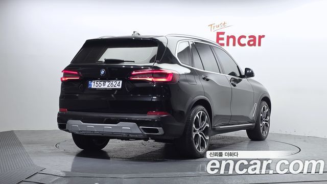 BMW X5 (G05) xDrive 40i xLine 2022 — фото 2
