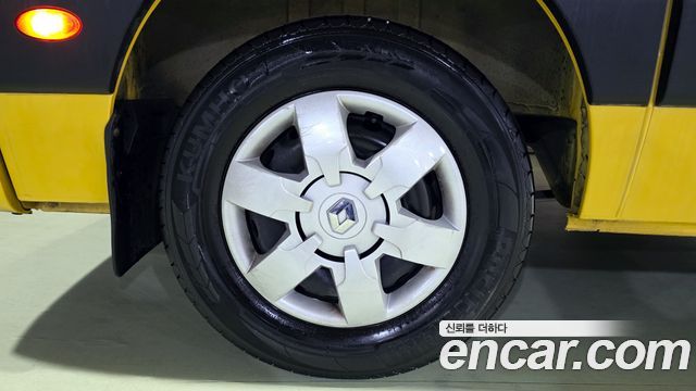 Renault Korea Master School Bus 15-Seater 2020 — фото 5