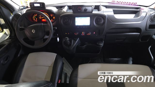 Renault Korea Master School Bus 15-Seater 2020 — фото 7