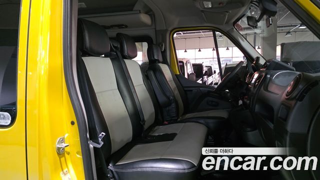 Renault Korea Master School Bus 15-Seater 2020 — фото 11
