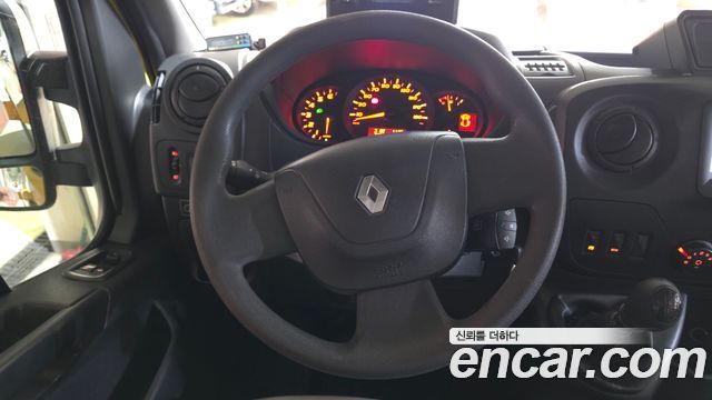 Renault Korea Master School Bus 15-Seater 2020 — фото 13