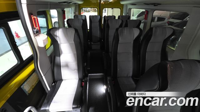 Renault Korea Master School Bus 15-Seater 2020 — фото 20