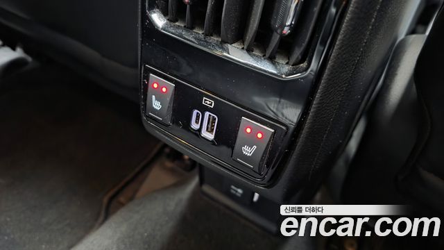 Jeep Compass (II) 2.4 Limitied AWD 2022 — фото 19