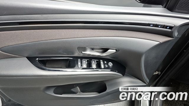 Hyundai Tucson (NX4) Gasoline 1.6 Turbo 2WD Inspiration 2021 — фото 17