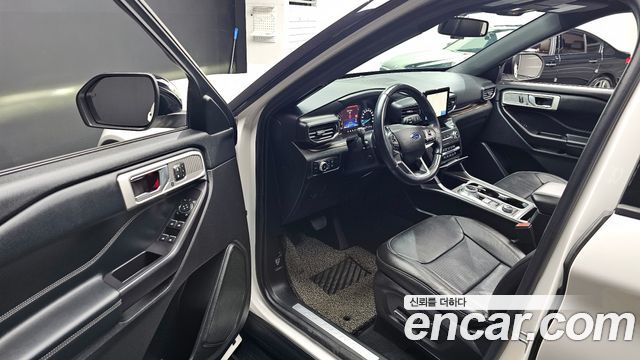Ford Explorer (VI) 2.3 LimIted 4WD 2020 — фото 10