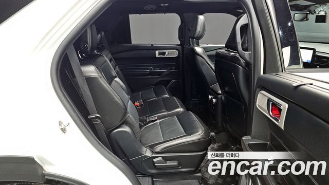 Ford Explorer (VI) 2.3 LimIted 4WD 2020 — фото 12