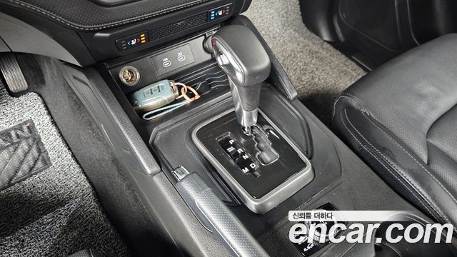 KG Mobility (SsangYong) Rexton Sports Khan Diesel 2.2 4WD Culman Prestige 2024 — фото 9