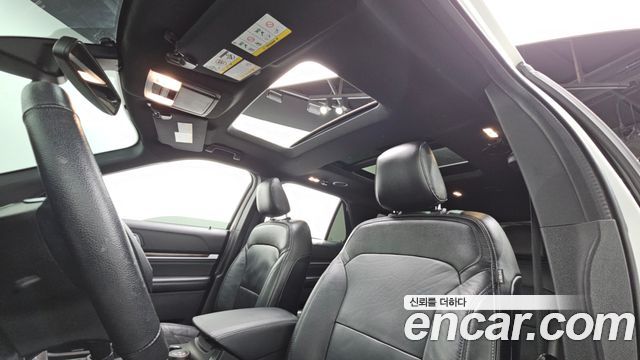 Ford Explorer 2.3 Limited 4WD 5th 2019 — фото 19