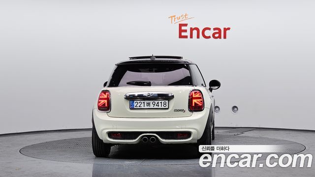 MINI Cooper S Standard Third Generation 2015 — фото 4