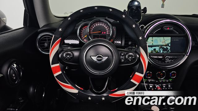 MINI Cooper S Standard Third Generation 2015 — фото 13