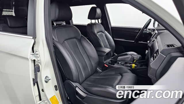 KG Mobility (SsangYong) Rexton Sports Diesel 2.2 4WD Prestige 2023 — фото 10