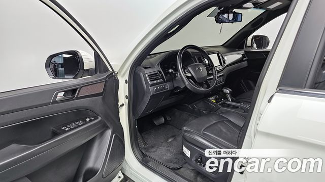 KG Mobility (SsangYong) Rexton Sports Diesel 2.2 4WD Prestige 2023 — фото 11