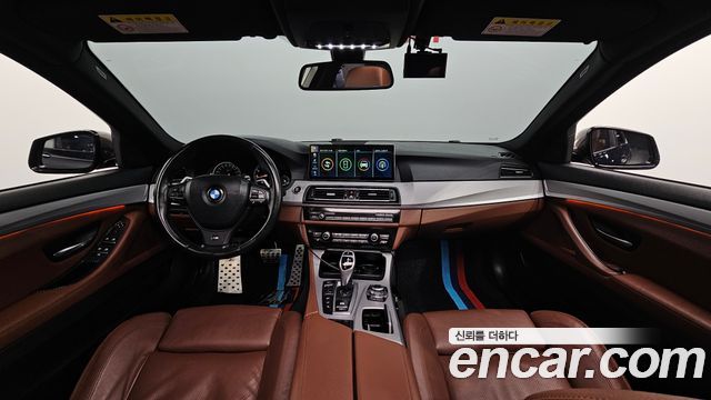 BMW 5 Series (F10) 550i xDrive 2013 — фото 7