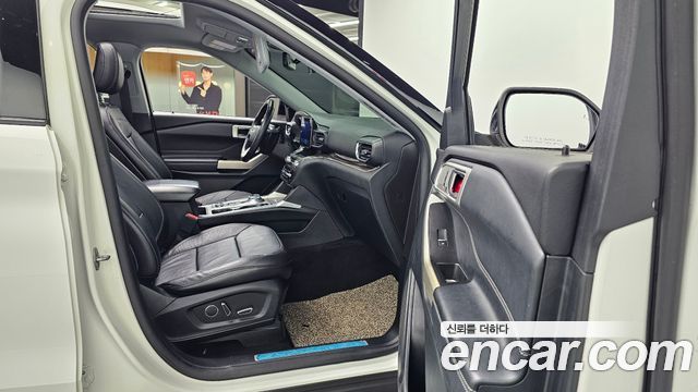 Ford Explorer (VI) 2.3 LimIted 4WD 2020 — фото 10