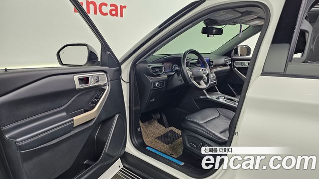 Ford Explorer (VI) 2.3 LimIted 4WD 2020 — фото 11