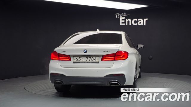 BMW 5 Series (G30) 530i xDrive M Sport Package Plus 2018 — фото 4