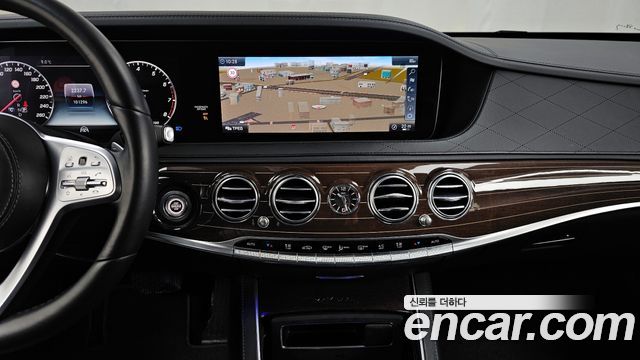 Mercedes-Benz S-Class (W222) Maybach S560 4MATIC 2019 — фото 14