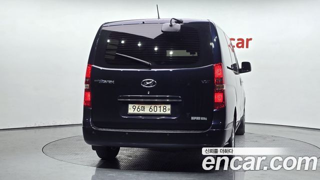 Hyundai Grand Starex Van 5-Seater Modern 2021 — фото 4