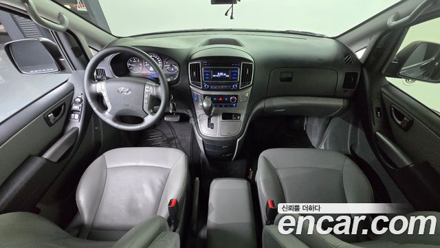 Hyundai Grand Starex Van 5-Seater Modern 2021 — фото 7