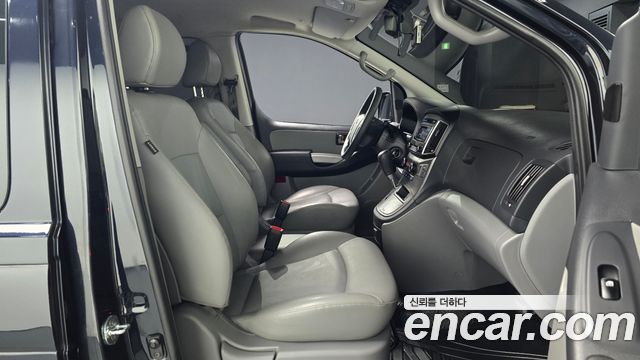 Hyundai Grand Starex Van 5-Seater Modern 2021 — фото 10