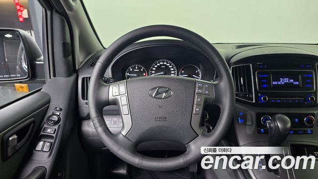 Hyundai Grand Starex Van 5-Seater Modern 2021 — фото 13