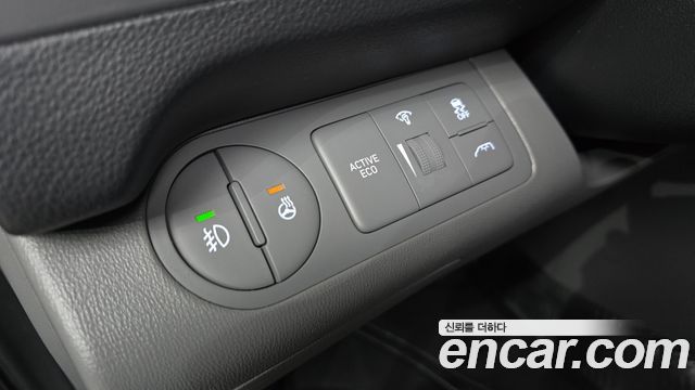 Hyundai Grand Starex Van 5-Seater Modern 2021 — фото 14