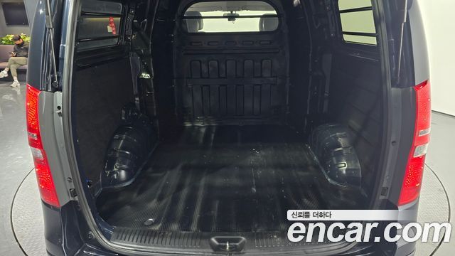 Hyundai Grand Starex Van 5-Seater Modern 2021 — фото 19