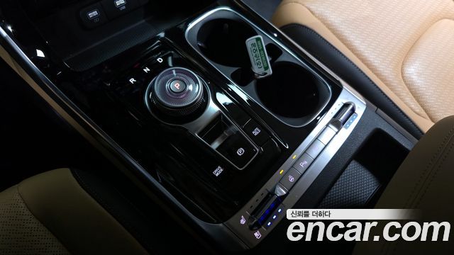 Kia Carnival (IV) Gasoline 9-Seater Signature 2023 — фото 9