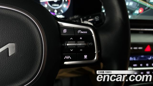 Kia Carnival (IV) Gasoline 9-Seater Signature 2023 — фото 16