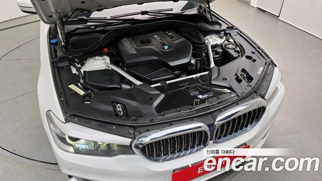 BMW 5 Series (G30) 520i Luxury 2019 — фото 6