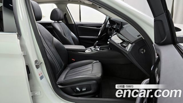 BMW 5 Series (G30) 520i Luxury 2019 — фото 10