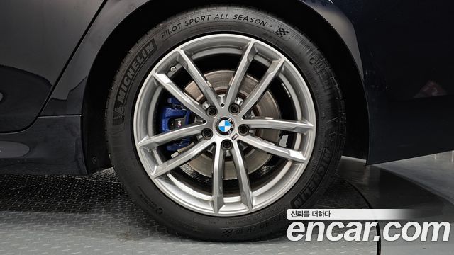 BMW 5 Series (G30) 530i xDrive M Sport Package 2018 — фото 5