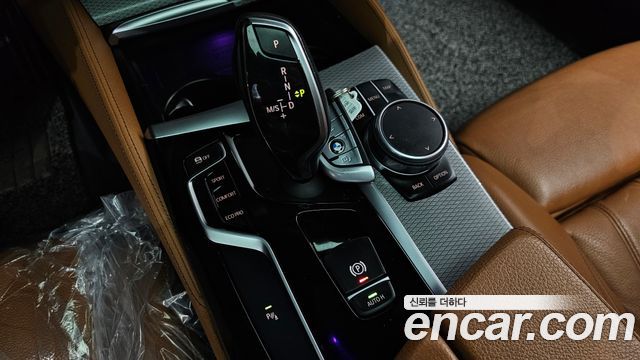 BMW 5 Series (G30) 530i xDrive M Sport Package 2018 — фото 9