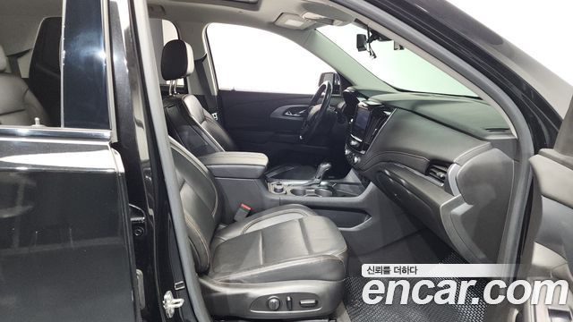 Chevrolet Traverse 3.6 AWD Redline 2020 — фото 11