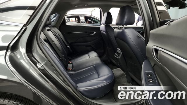 Hyundai Sonata Hybrid (DN8) Premium Plus 2022 — фото 16
