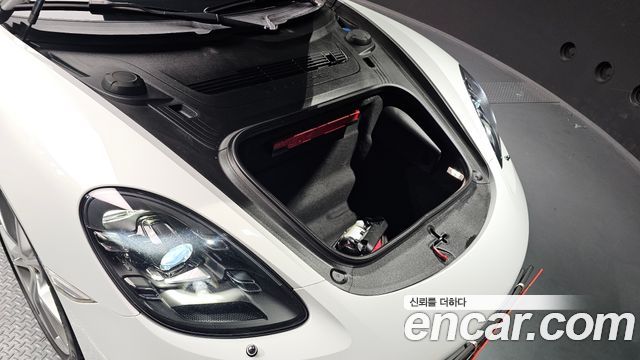 Porsche 718 Boxster 2.0 2019 — фото 18