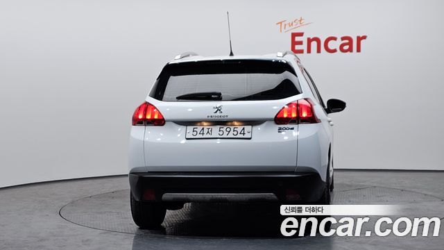 Peugeot 2008 1.6 e-HDi Feline S 2015 — фото 4