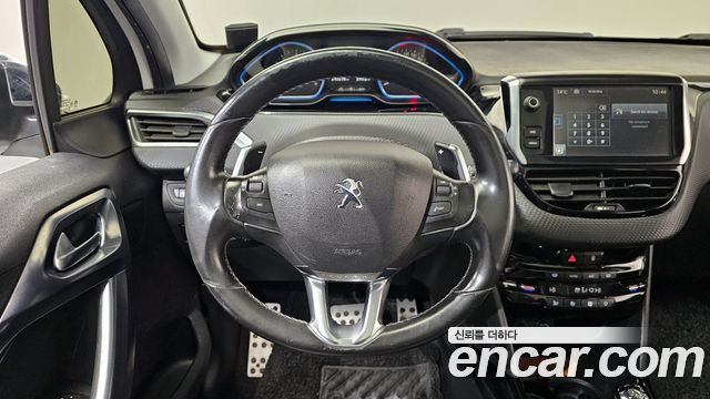 Peugeot 2008 1.6 e-HDi Feline S 2015 — фото 13