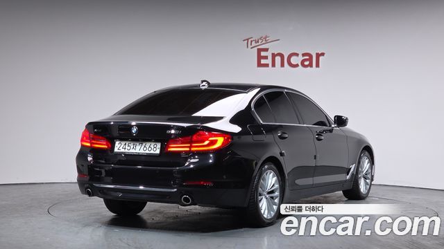 BMW 5 Series (G30) 530i xDrive Luxury Plus 2020 — фото 2