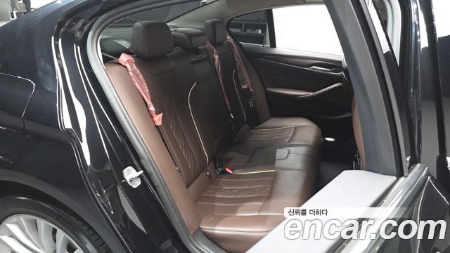 BMW 5 Series (G30) 530i xDrive Luxury Plus 2020 — фото 12